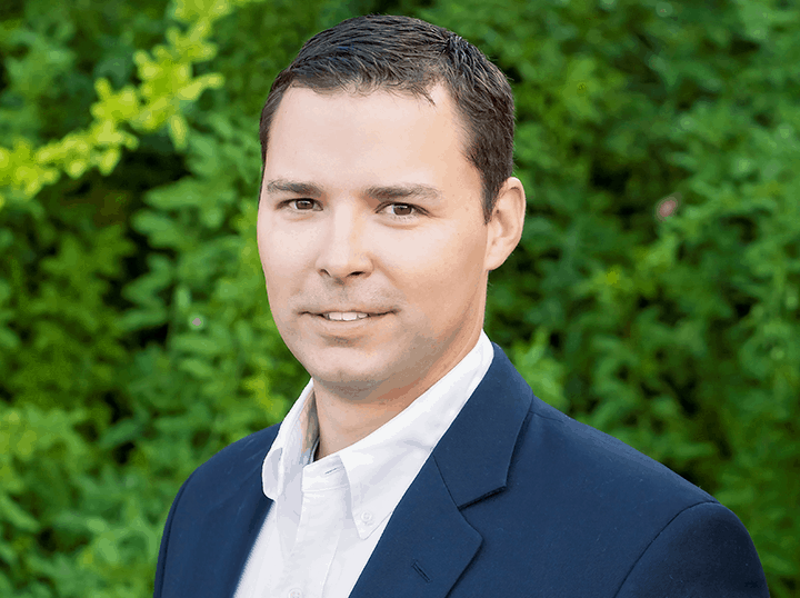 Portrait of Dr. Corey Carothers